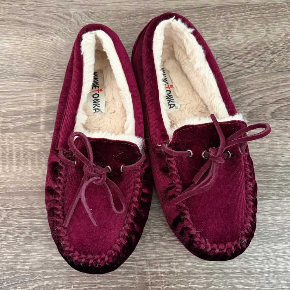 Minnetonka Women's Moccasins